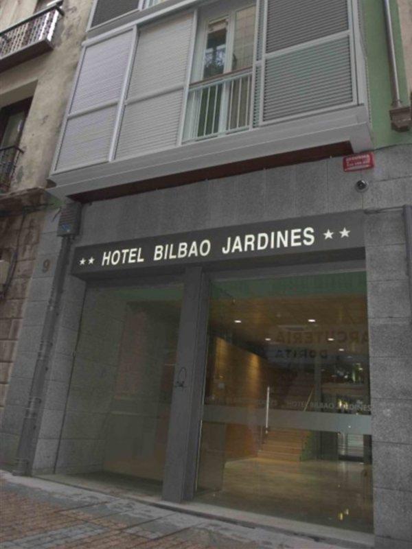 Hotel Jardines 2*